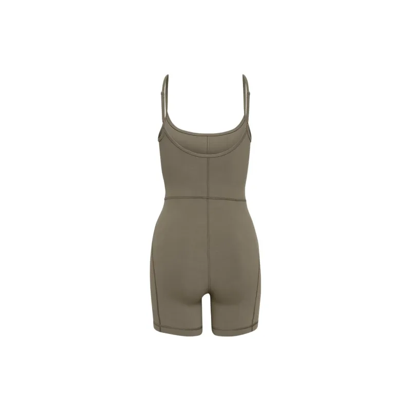 ARITZIA Golden LIFE Divinity 5' Romper Bodysuits Women's-12