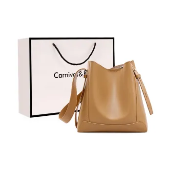 Carnival Keep Cow Leather Shoulder Bag Regular Women's Multicolor