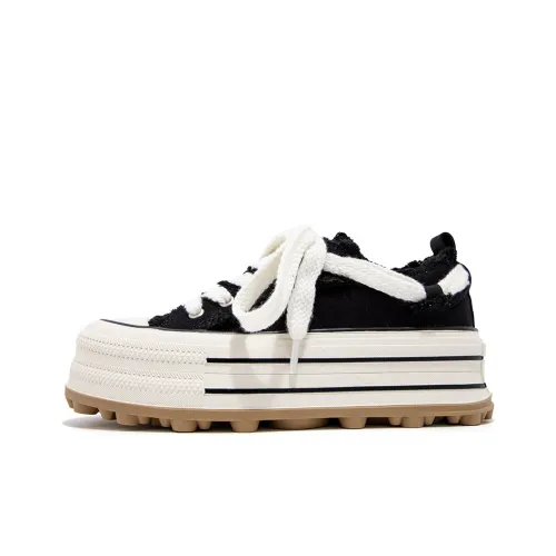 FALLINMISS Stud Shoe Collection Lightweight Height Increasing Low Top Canvas Shoes Women's