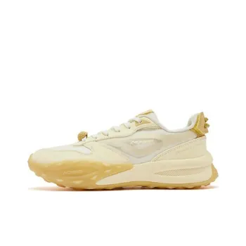 QIAODAN Cushioning, Wear Resistant Low Top Casual Shoes Women's Wheat Straw Yellow Light Pear Yellow