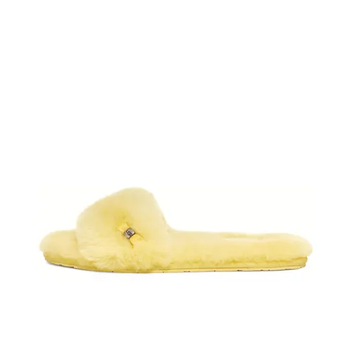 UGG Closed Toe suedes Women's