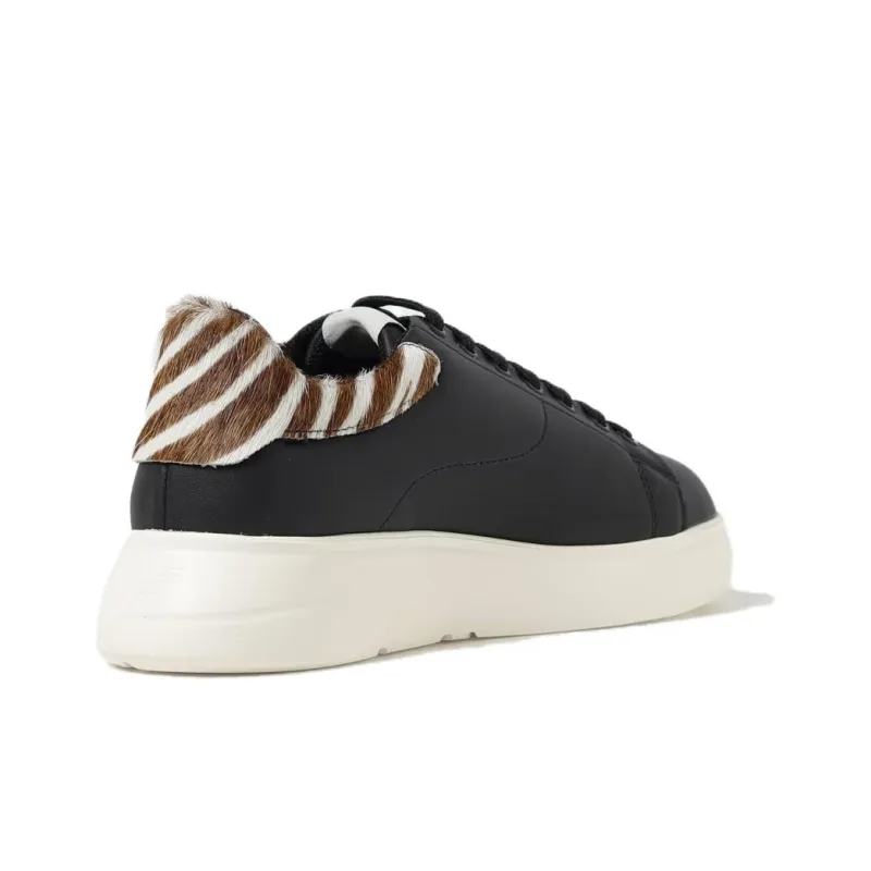 EMPORIO ARMANI Low Top Skateboard Shoes Women's Black-3