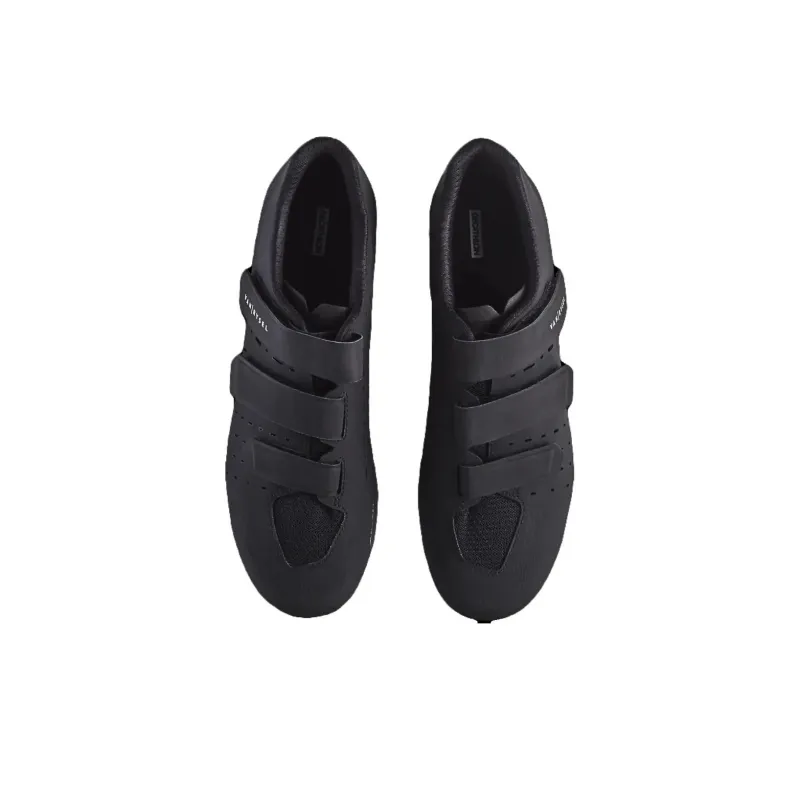 DECATHLON Cushioned Slip Resistant Low Top Cycling Shoes Men's Black-3