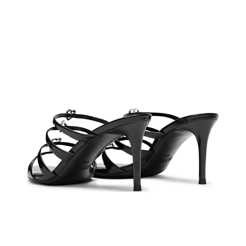 Staccato Poker Card Miss Roman Sandals Women's-2