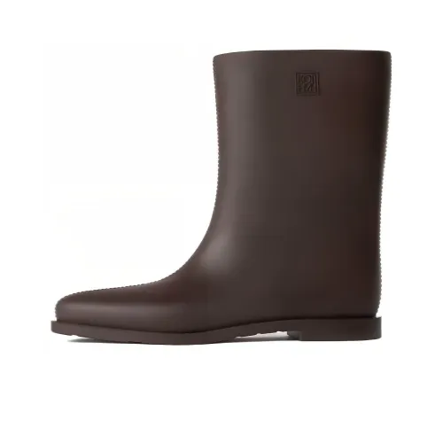 Toteme The Rain Almond-toe Boots