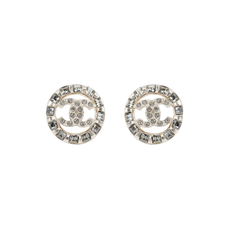 CHANEL Stud Earrings Women's Gold-0
