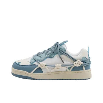 MINGKUANG Street Trend Travel Plan Box Anti Slip Wear Resistant Low Top Skateboard Shoes Women's Blue White
