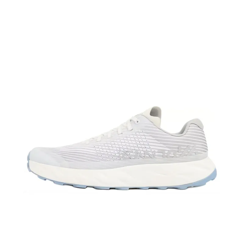 NNormal Kjerag Cushioning Slip Resistant Low Top Running Shoes Unisex White-0