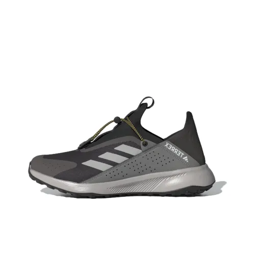 adidas Outdoor Performance shoes Men