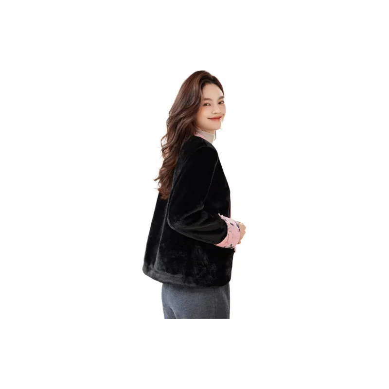 CARBAMMI Velvet feel Coat Women's Black-3