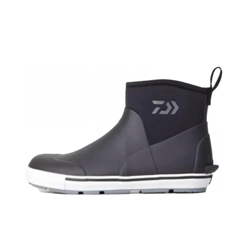DAIWA Warm Water-Resistant And Wear-Resistant Rain Boots Men's Black-0