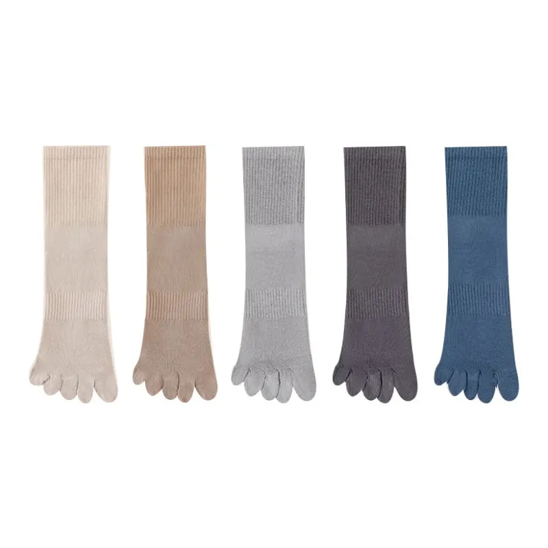 CARTELO Men Mid-Calf Socks-3