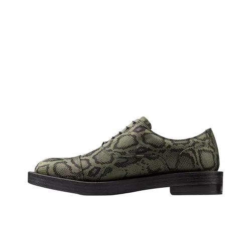 Martine Rose X Clarks Dress Shoes Women's Low-Top Green/Black Color