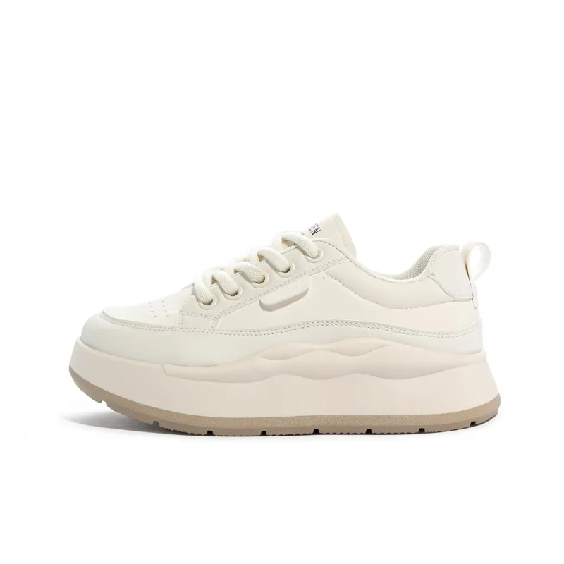Humanism 1986 Chunky Sneakers Women's Low Top White/Black/White/White/Red/White/Khaki-12