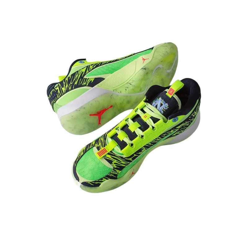 Jordan Luka 2 'Origin Story' PE Durable Breathable Low-Top Basketball Shoes Men's Green Black-3