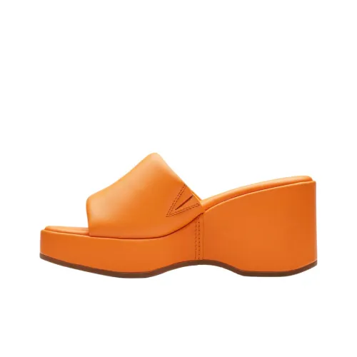 Clarks Slide Slippers Women's Saffron