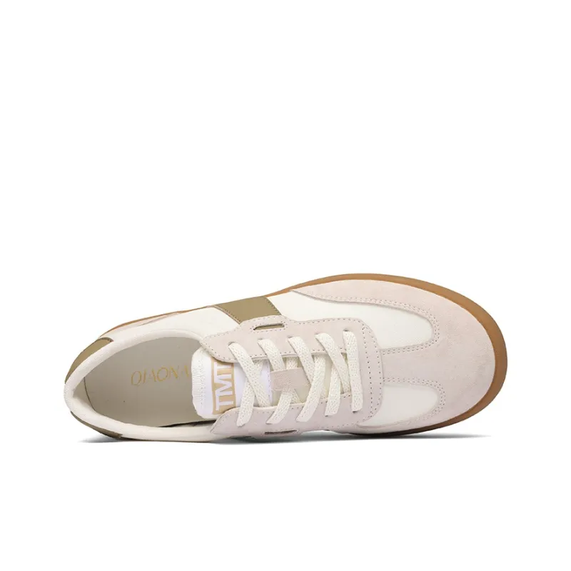 QIAONAI Low Top Skateboard Shoes Women's Beige-3