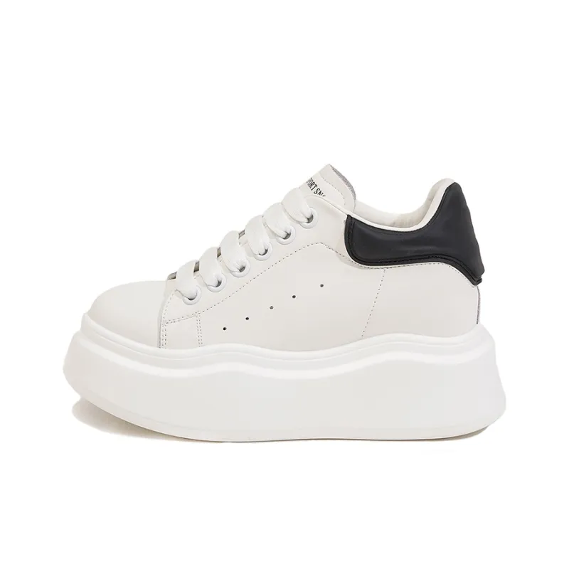 Milan Love Song Wear-Resistant Low-Top Skateboard Shoes-0