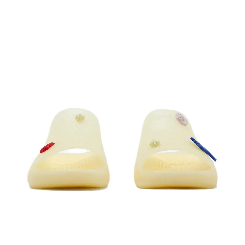 Burberry Stingray Appliqué-detail Slides-2