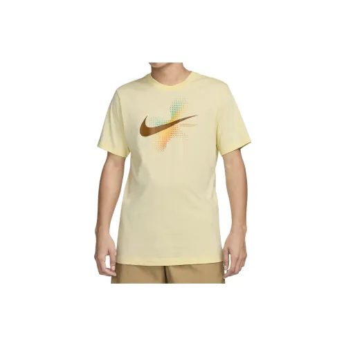 Nike Clothing T-Shirts Men Light Yellow