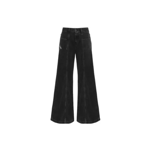 DIESEL D-Akii L32 Flared Jeans