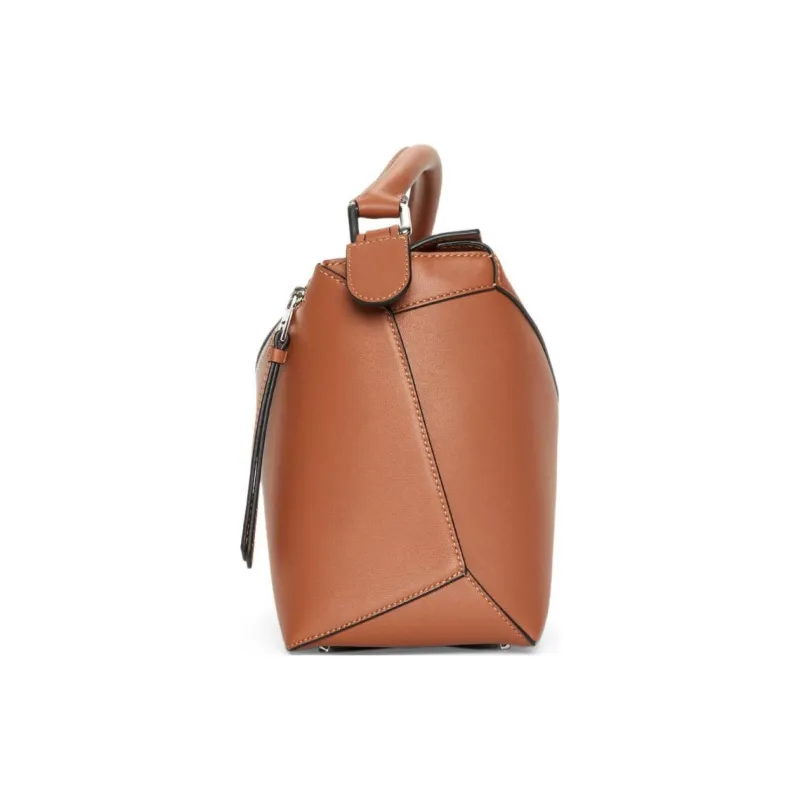 LOEWE Puzzle Calfskin Crossbody Bag, Shoulder Bag Tubas Women's Tan-3