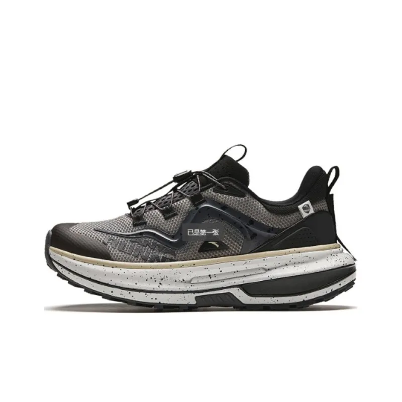 Anta Cushioned Slip-Resistant Low-Top Running Shoes Men's Gray Black-0