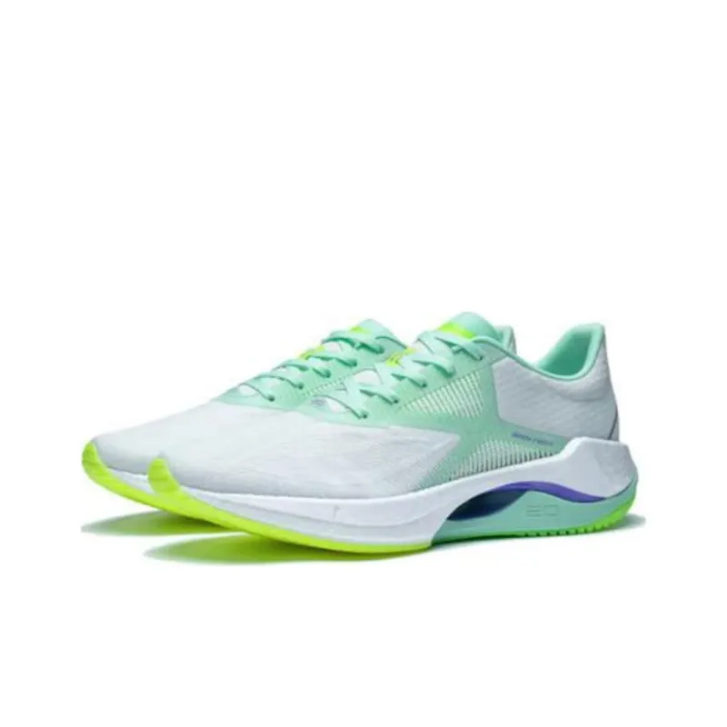 LiNing Super Light 20 Anti Slip Wear Resistant Low Top Running Shoes Men's White Green-2