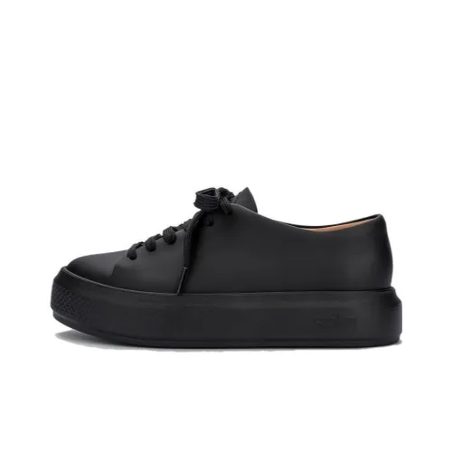 MELISSA Low Top Skateboard Shoes Women's