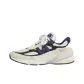 White/Black Plum/Phantom
