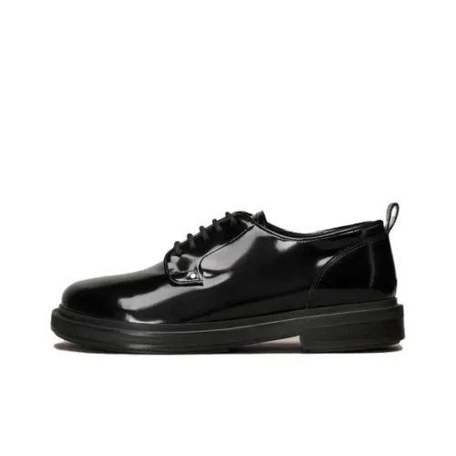 AMI Paris Lace-up Leather Trainers