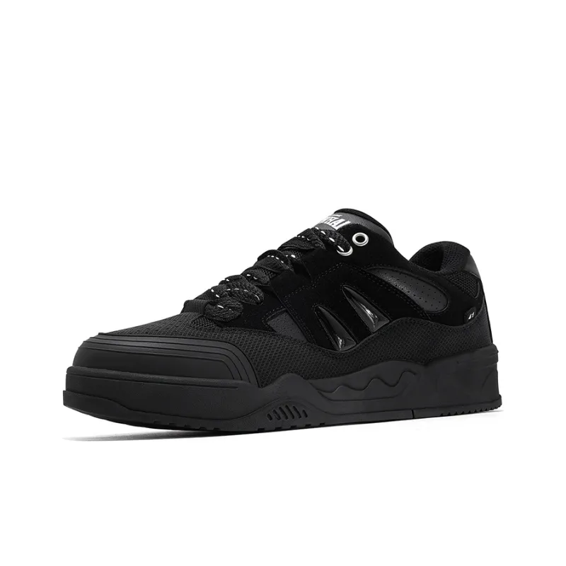 FAIRWHALE Baby Whale Low Top Stylish Skateboarding Shoes Men's-5