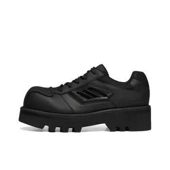FV11 CARTEL Low-Top Casual Shoes Men's Black