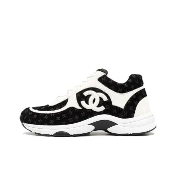CHANEL Shock Absorbers Slip Resistant, Abrasion Resistant, Breathable Low Top Casual Shoes Women's Black White