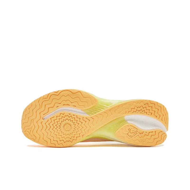 QIAODAN Flying Shadow 4.0 Slip Resistant Low Top Running Shoes Men's Orange Green-3
