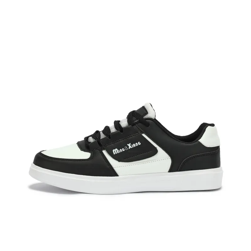 Singing Anti Slip And Wear Resistant Lightweight Low Top Skateboard Shoes Unisex Black White-0
