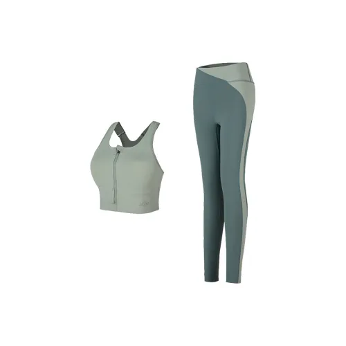 UMA Yoga Sets Yoga Set For Fitness Room Women's S/M/L/XL Pine Green