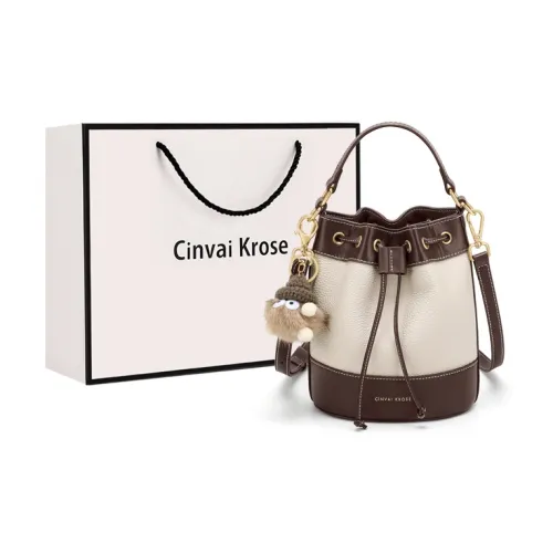 Simvay Clos Shoulder Bags White