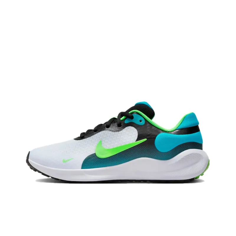 Nike Revolution 7 Green Strike GS-0
