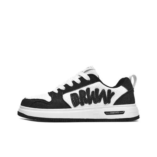 DEERWAY Cushioning Height Increasing Wear Resistant Lightweight Slip Resistant Low Top Black And White Trendy Men's