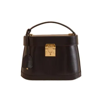 MARK CROSS Cross-Grain Calfskin Shoulder Bag Crossbody Bag Handbag Women's Black