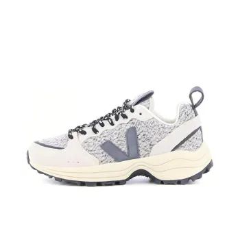 VEJA Venturi Low-Top Chunky Sneakers Women's White