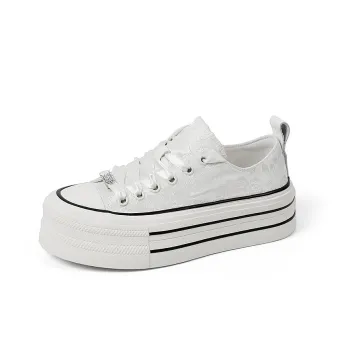 QIAONAI Low Top Skateboard Shoes Women's White