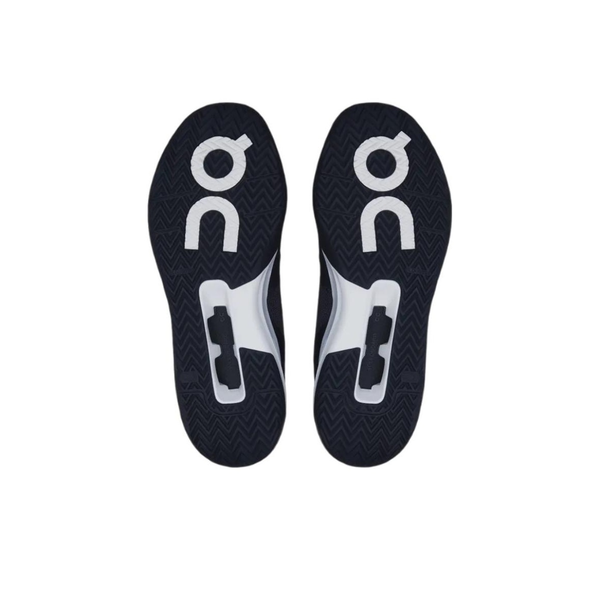 The Roger Clubhouse Pro on 'Black White' US M 10.5 - POIZON