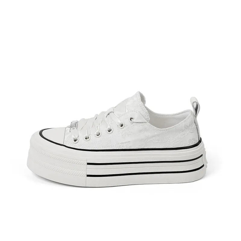 QIAONAI Low Top Skateboard Shoes Women's White-1