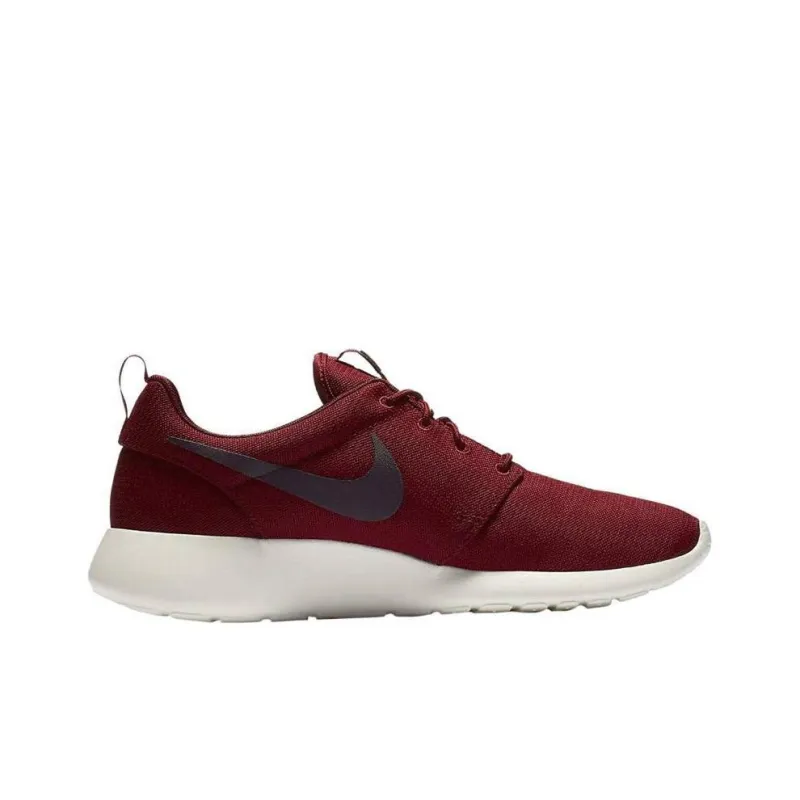 Nike Roshe One Cushioning, Wear Resistant Low Top Running Shoes Men's Red-1