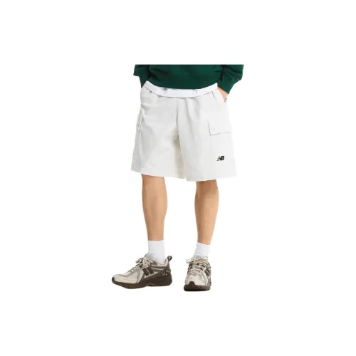 New Balance Runners Club Cargo Shorts Unisex Light Gray