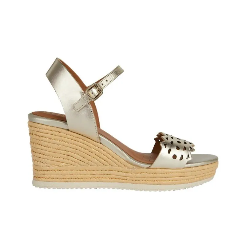 GEOX Strap Sandals 8.5cm Women's Light Gold-1