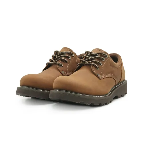 CAT Outdoor Boots Men Light Brown