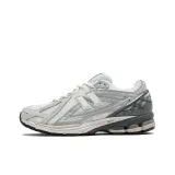 There are some great features when sizing New Balance